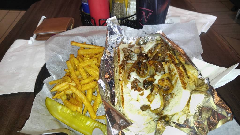 Nicks Gyros | restaurant | 8764 Mentor Ave, Mentor, OH 44060, USA | 4409745138 OR +1 440-974-5138