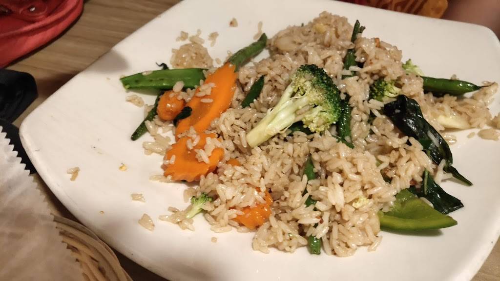 Sy Thai Cafe | restaurant | 315 Hamilton Row, Birmingham, MI 48009, USA | 2482589830 OR +1 248-258-9830