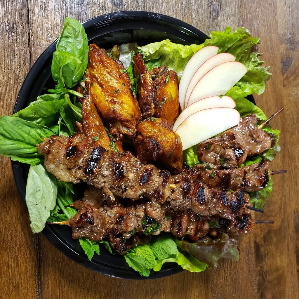 Fresh Taste @ The Warehouse Market | restaurant | Biro Business Center, 1241 W Airport Blvd, Sanford, FL 32773, USA | 3212996960 OR +1 321-299-6960