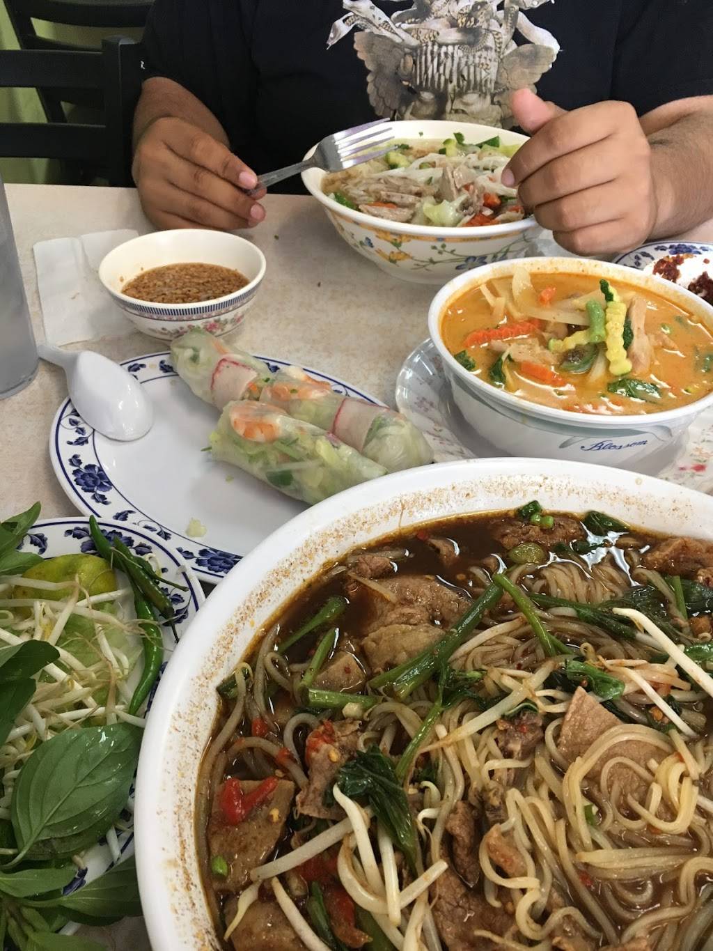 Mr. Papaya Kitchen | restaurant | 4903 E Kings Canyon Rd, Fresno, CA 93727, USA | 5599812521 OR +1 559-981-2521