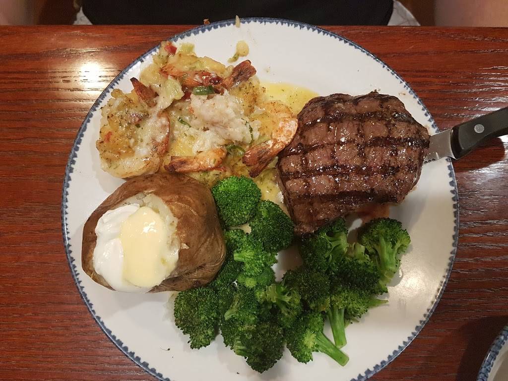 Red Lobster | restaurant | 6220 Lundys Ln, Niagara Falls, ON L2G 1T6, Canada | 9053571303 OR +1 905-357-1303