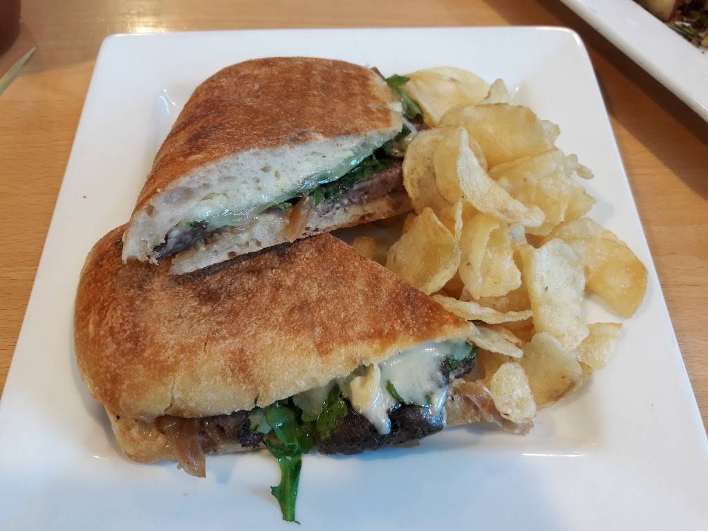 The Plate | restaurant | 2, 10 Bassett St, Milton, MA 02186, USA | 6176903494 OR +1 617-690-3494