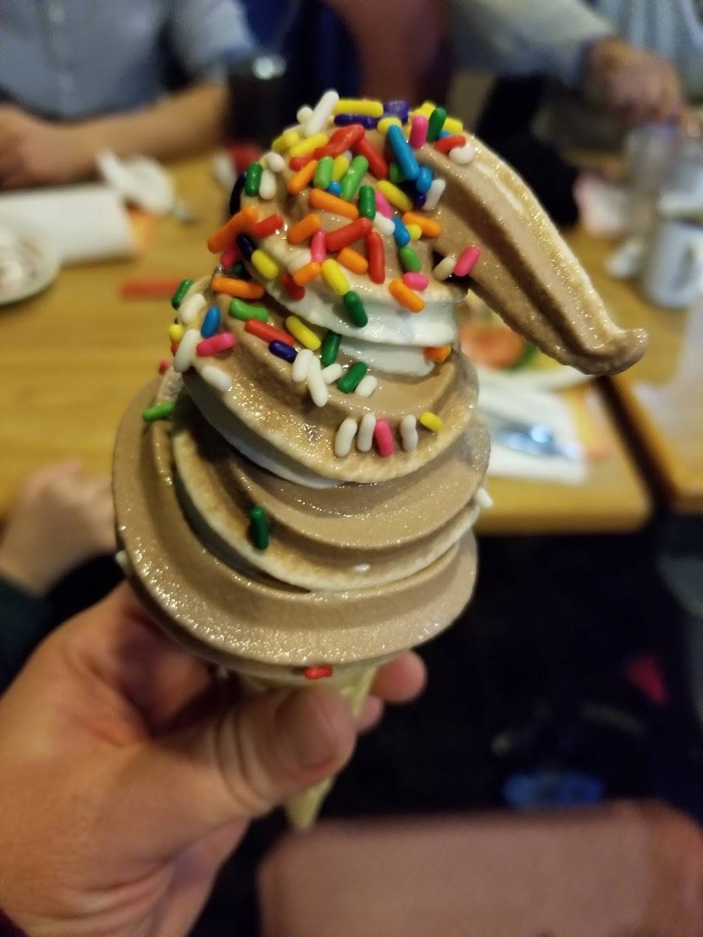 World Buffet & Grill | restaurant | 5002 W Saginaw Hwy # 3, Lansing, MI 48917, USA | 5173276688 OR +1 517-327-6688