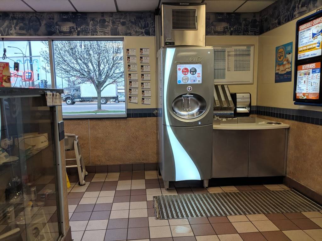 White Castle | restaurant | 9501 S Cicero Ave, Oak Lawn, IL 60453, USA | 7086366221 OR +1 708-636-6221