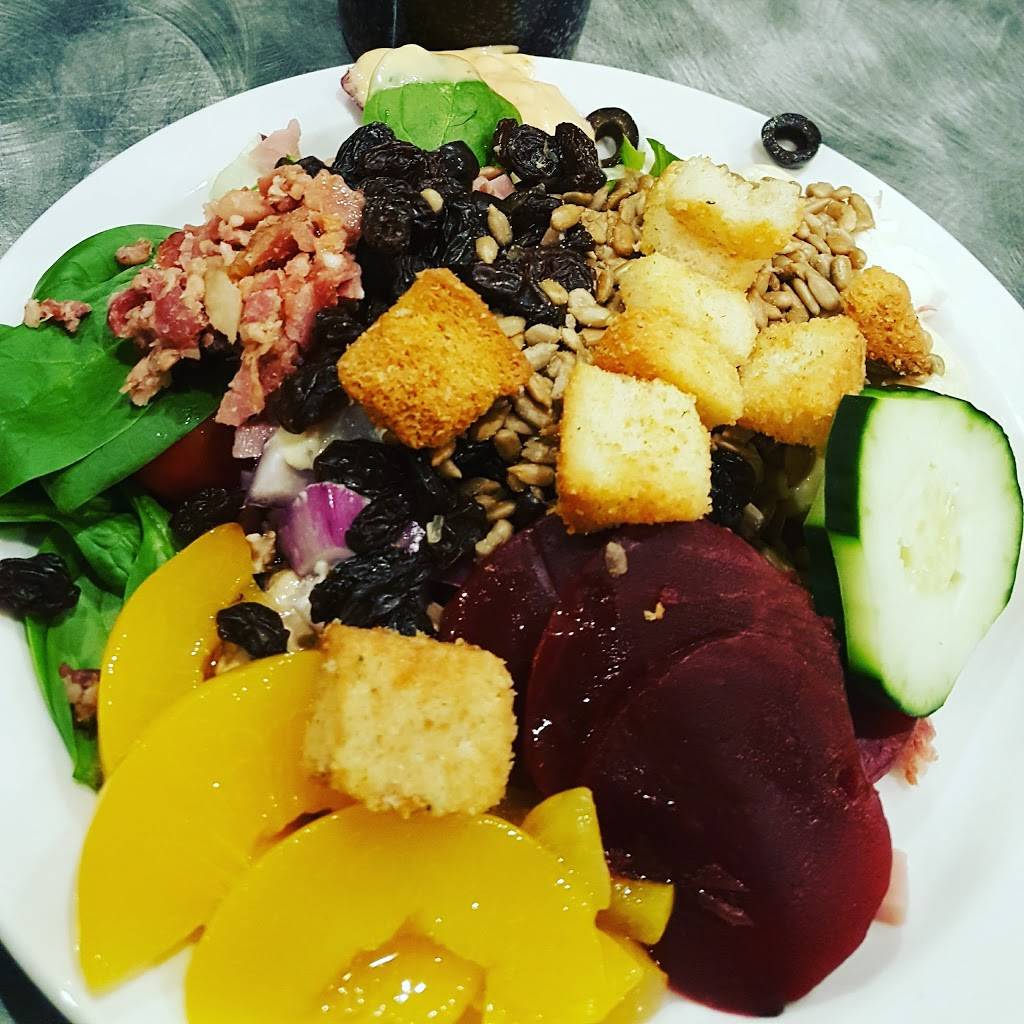 Round Table Clubhouse | meal delivery | 16550 SE McLoughlin Blvd, Milwaukie, OR 97267, USA | 5036536444 OR +1 503-653-6444