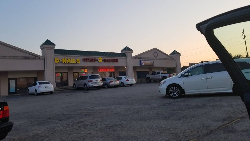 Montys Gyro & Sub | restaurant | 1208 N Eastern Ave, Moore, OK 73160, USA | 4057991440 OR +1 405-799-1440