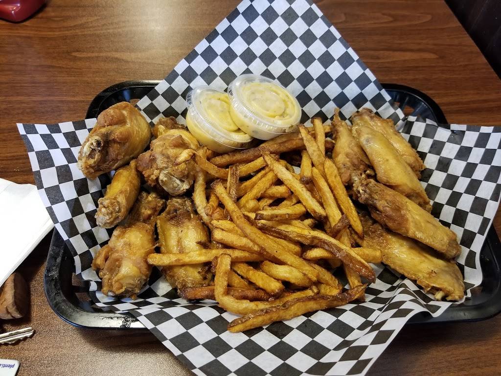 WingMania | meal delivery | 28600 SW 137th Ave, Homestead, FL 33033, USA | 3052451000 OR +1 305-245-1000