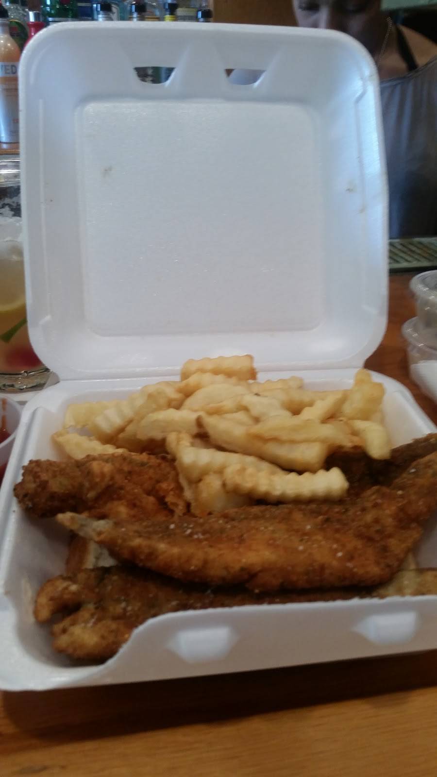 Cafe Breezes | restaurant | 5131 W Columbia Ave, Philadelphia, PA 19131, USA | 2154771266 OR +1 215-477-1266