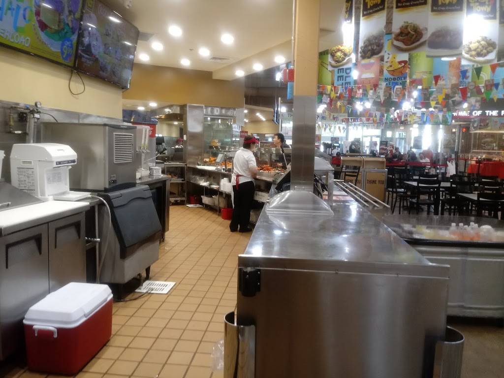 Jollibee | restaurant | 5033 N Elston Ave, Chicago, IL 60630, USA | 7736856770 OR +1 773-685-6770