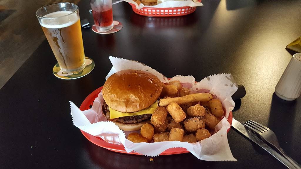 Flamingo Jacks Market Grill | restaurant | 234 S Market St, Wooster, OH 44691, USA | 3306010782 OR +1 330-601-0782