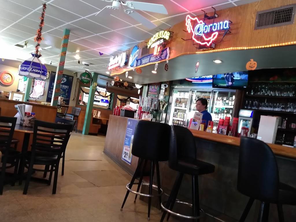 Charlies Pub & Grub | restaurant | 1608 Crawford St, Terre Haute, IN 47807, USA | 8122321886 OR +1 812-232-1886