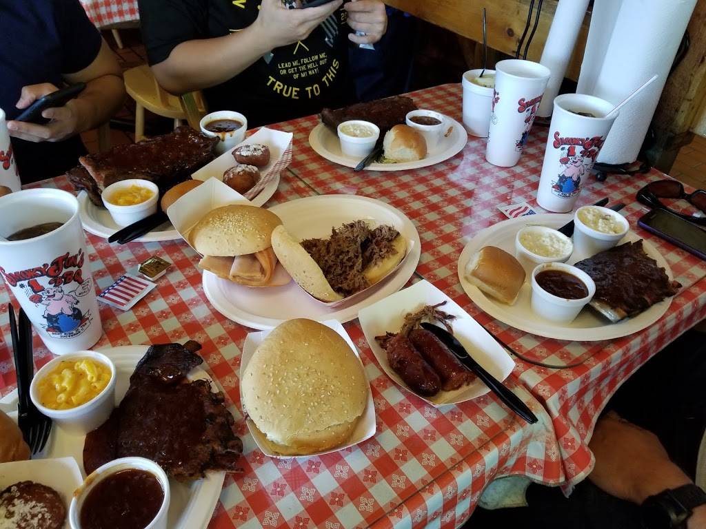 Smoky Jons #1 BBQ | restaurant | 2310 Packers Ave, Madison, WI 53704, USA | 6082497427 OR +1 608-249-7427