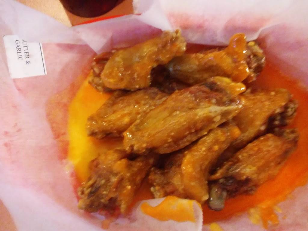 Lashbaughs Bar & Grill | restaurant | 13114 Warrior Dr, Cumberland, MD 21502, USA | 3017292328 OR +1 301-729-2328