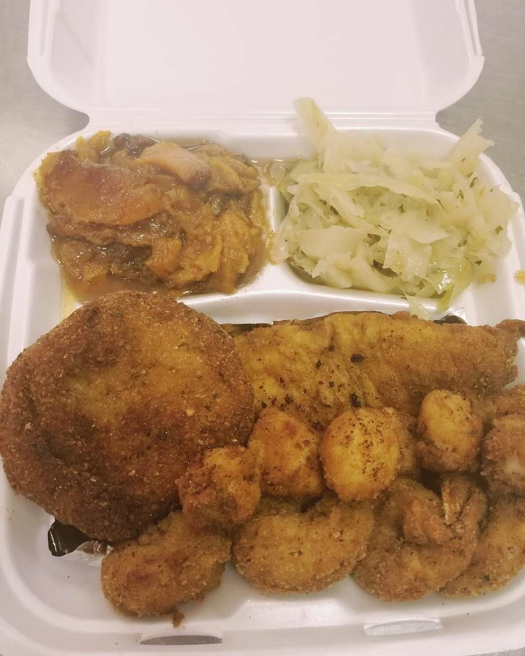 Ryan place | restaurant | 707 Long Ln, Upper Darby, PA 19082, USA | 6108091288 OR +1 610-809-1288