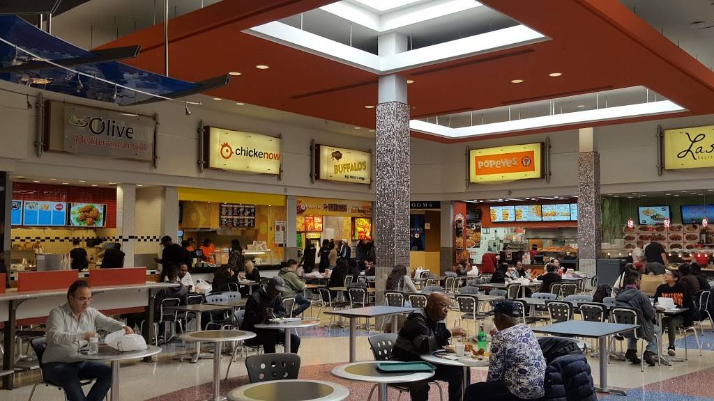 Popeyes Louisiana Kitchen | restaurant | 2034 Green Acres Rd W, Valley Stream, NY 11581, USA | 5168873737 OR +1 516-887-3737