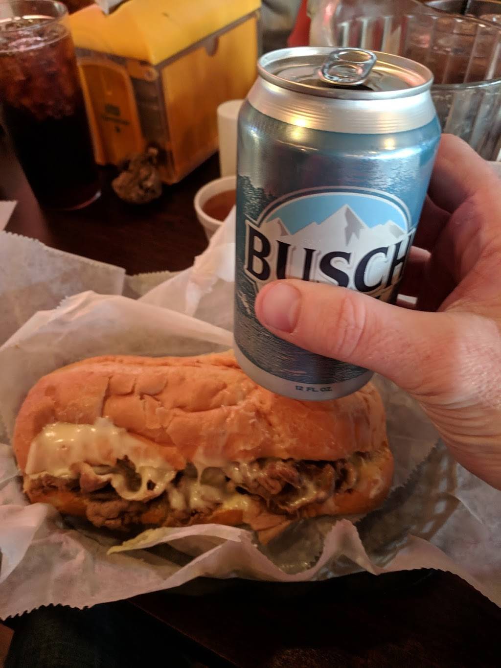 Leamens Bar & Grill | restaurant | 209 N State St, Geneseo, IL 61254, USA | 3099446555 OR +1 309-944-6555