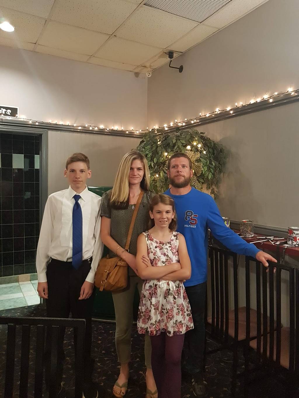 T-Bones Grill House | restaurant | 953 Charing Cross Rd, Chatham, ON N7M 5H9, Canada | 5193609401 OR +1 519-360-9401