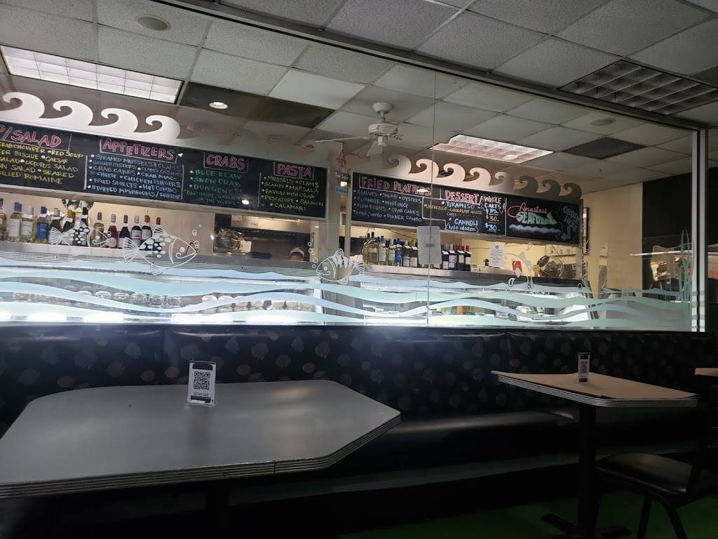 Anastasi Seafood | restaurant | 1101 S 9th St, Philadelphia, PA 19147, USA | 2154620550 OR +1 215-462-0550