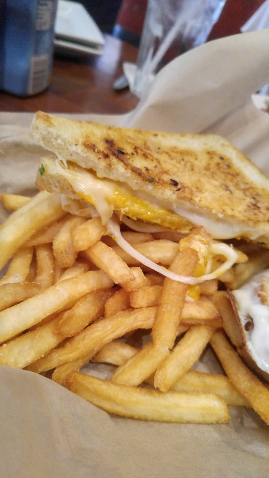 Lazy Dog Restaurant & Bar | restaurant | 172 W Hillcrest Dr, Thousand Oaks, CA 91360, USA | 8054495206 OR +1 805-449-5206