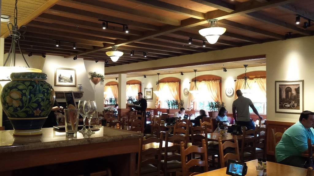 Olive Garden Italian Restaurant | meal takeaway | 1001 Baltimore Pike #1b, Springfield, PA 19064, USA | 6105444196 OR +1 610-544-4196