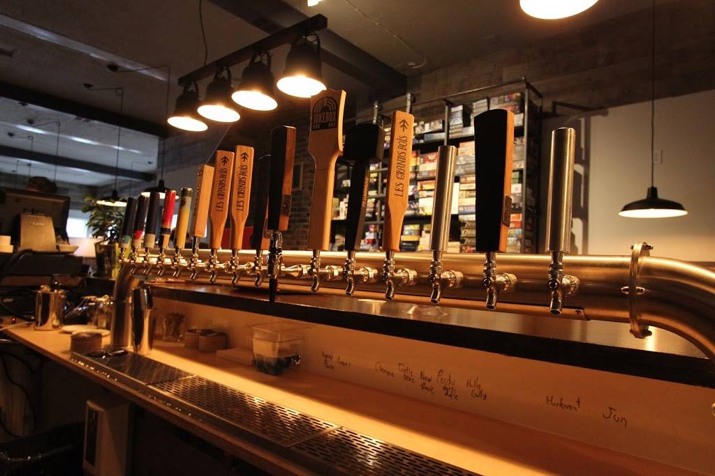 LAdversaire - Pub Ludique | restaurant | 4303 Rue Sainte-Catherine E, Montréal, QC H1V 1Y1, Canada | 5142544468 OR +1 514-254-4468