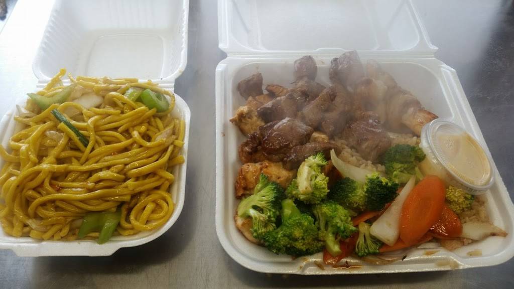Yum Yum Hibachi on the Wheels | restaurant | 1800 S Dirksen Pkwy, Springfield, IL 62703, USA | 2173314031 OR +1 217-331-4031