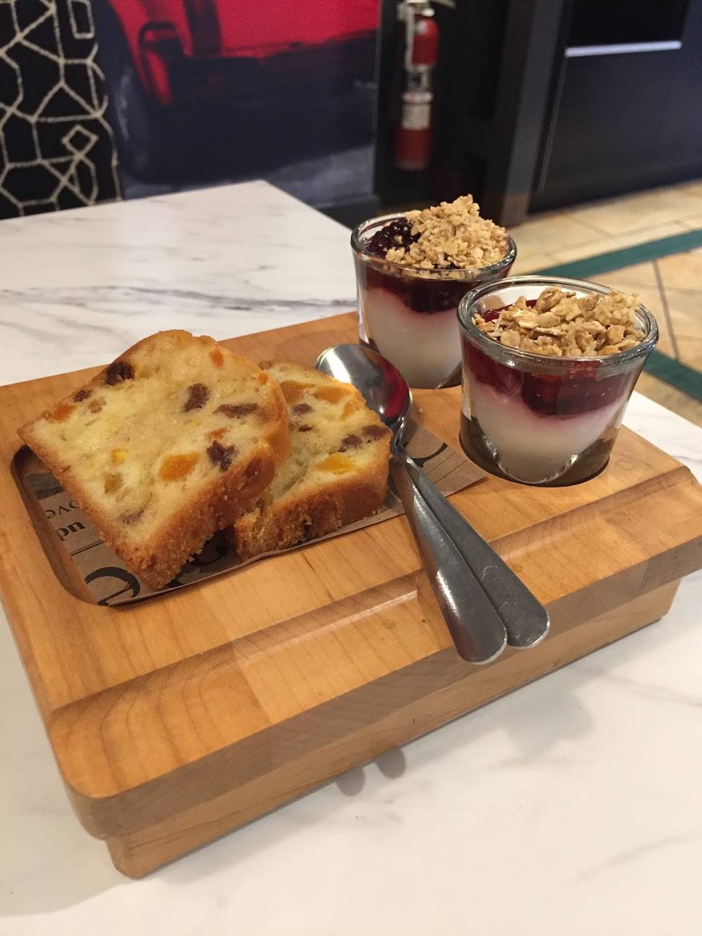 Restaurant Pacini Saint-Jérôme | restaurant | 5 Rue de Martigny, Saint-Jérôme, QC J7Z 6E8, Canada | 4504326628 OR +1 450-432-6628