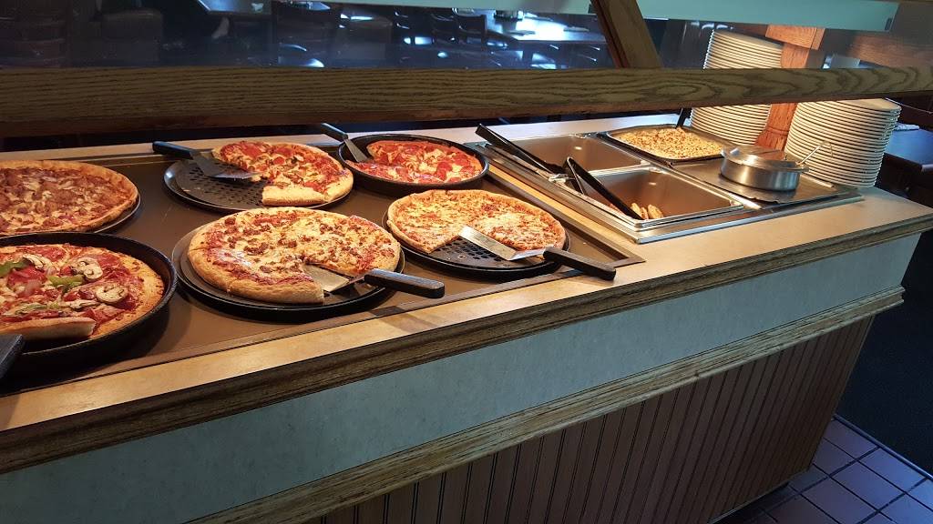 Pizza Hut | restaurant | 4483 N Front St, Harrisburg, PA 17110, USA | 7172386543 OR +1 717-238-6543