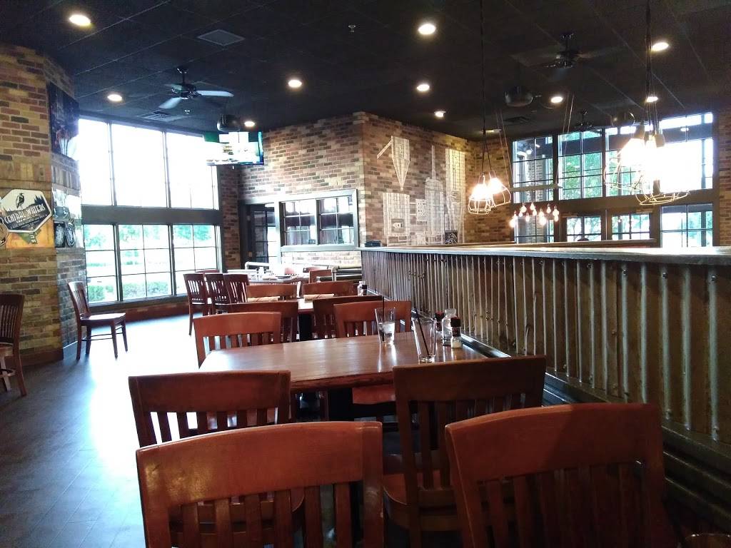 Tamarack Tap Room | restaurant | 8418 Tamarack Village, Woodbury, MN 55125, USA | 6513302889 OR +1 651-330-2889