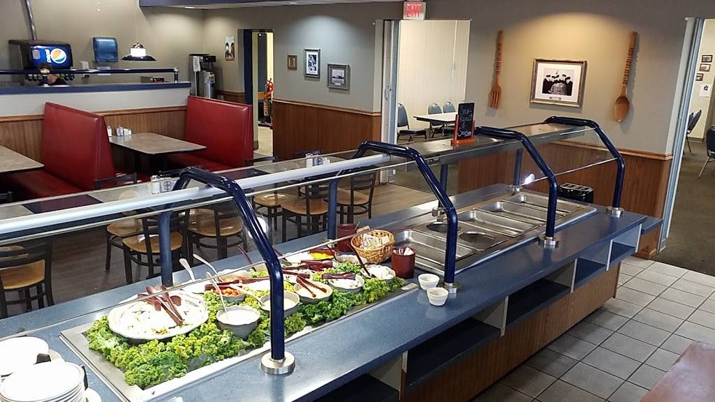 Junies | restaurant | 100 Plaza Dr, Elk Run Heights, IA 50707, USA | 3198338021 OR +1 319-833-8021