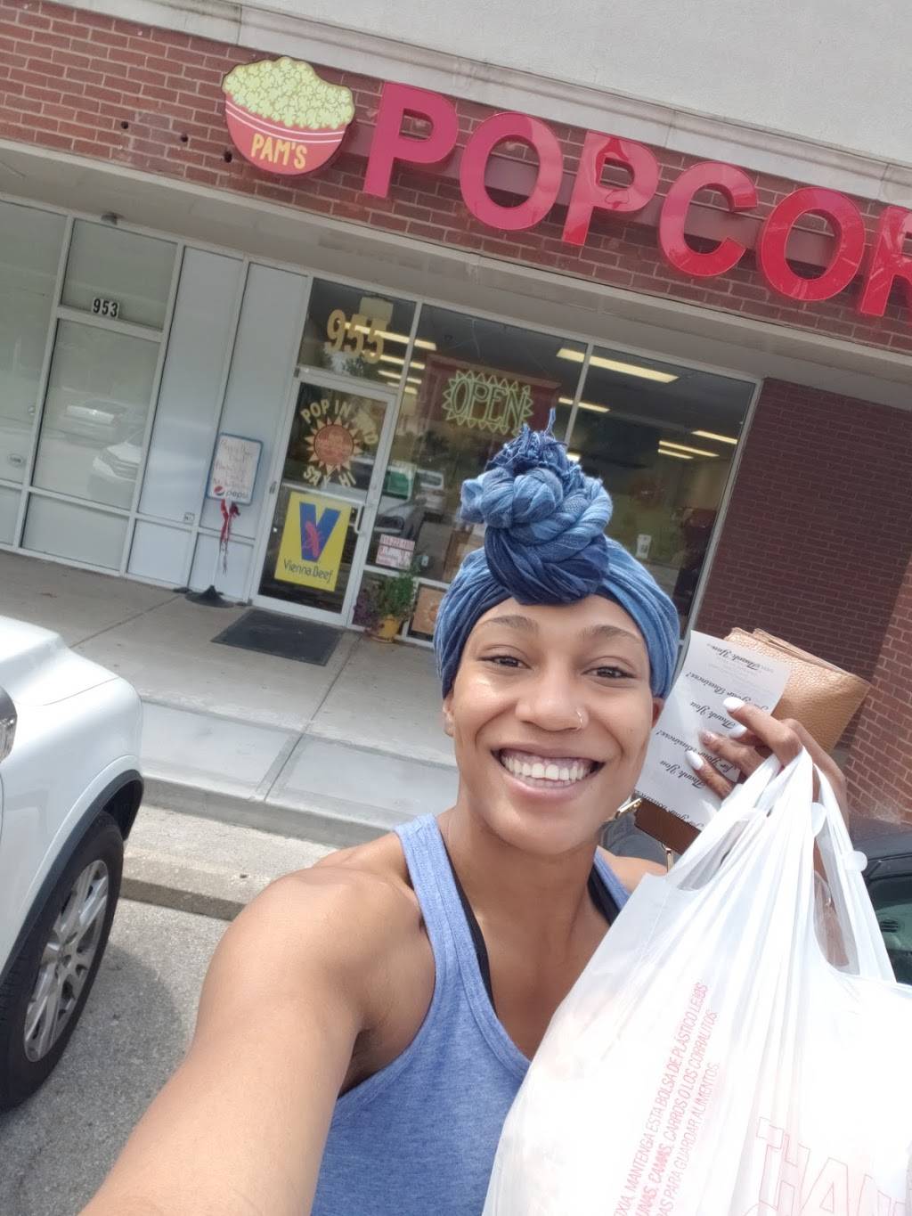 Pams Market Popcorn & Windy City Eats | cafe | 955 E Johnstown Rd, Columbus, OH 43230, USA | 6142221850 OR +1 614-222-1850