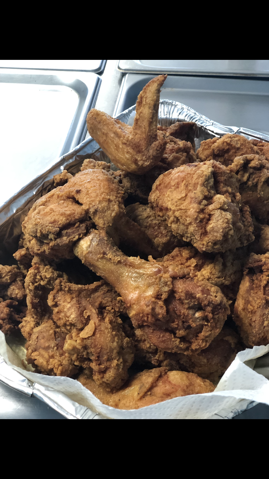 Memes Jamaican Restaurant | restaurant | 46 William St, Newburgh, NY 12550, USA | 8454206082 OR +1 845-420-6082