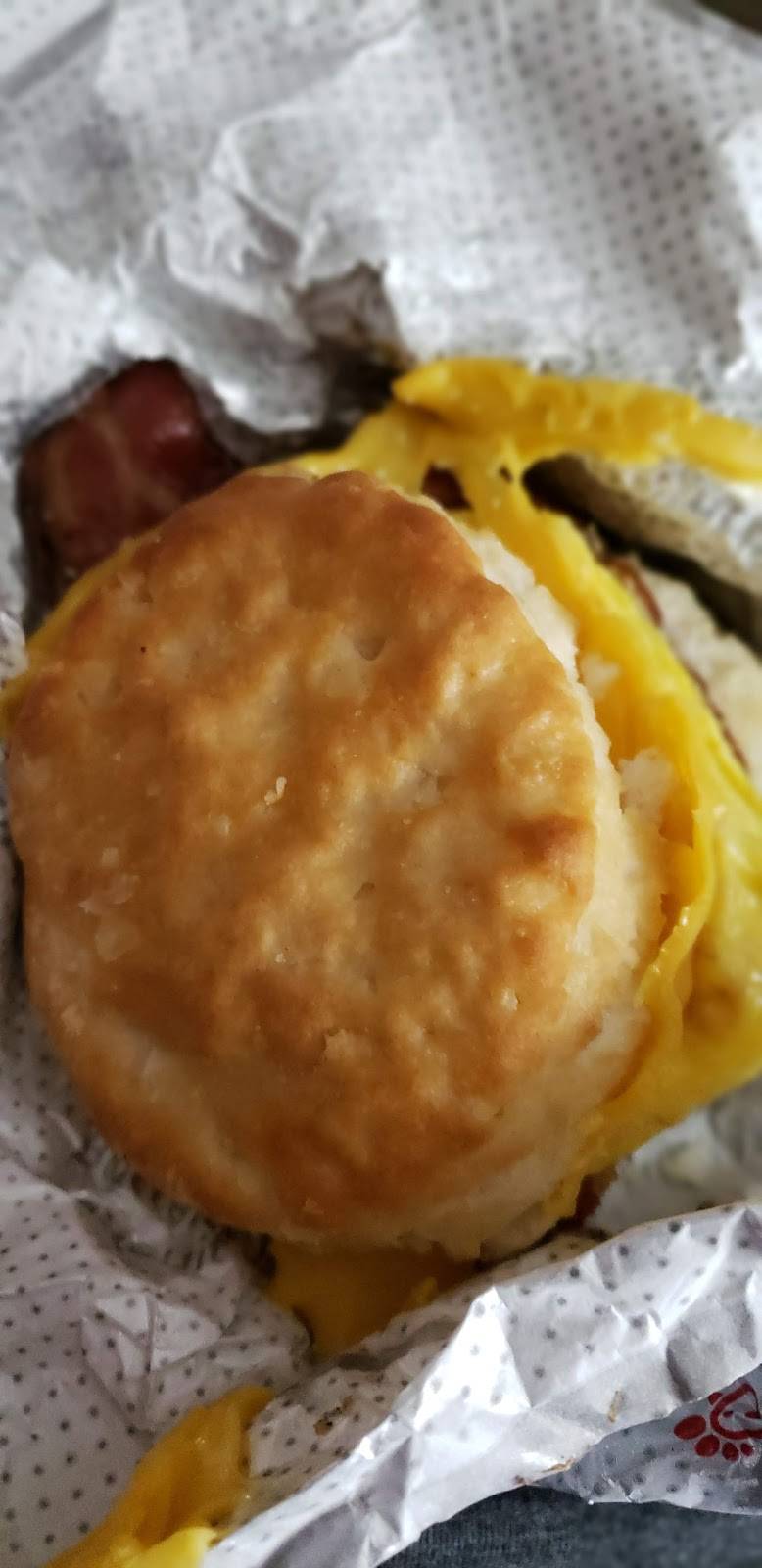 Chick-fil-A Fort Pierce | restaurant | 5560 Okeechobee Rd, Fort Pierce, FL 34947, USA | 8335882699 OR +1 833-588-2699