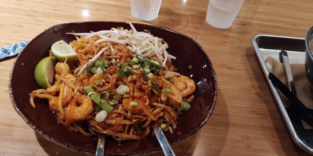 Sushi Maki (Coconut Grove) | restaurant | 2550 S Bayshore Dr, Miami, FL 33133, USA | 7864336922 OR +1 786-433-6922