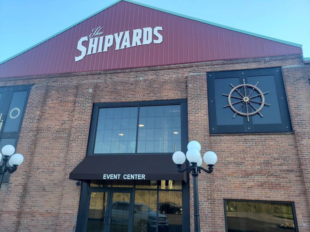 The Shipyards | restaurant | 500 Shipyard Way, Lorain, OH 44052, USA | 4402308481 OR +1 440-230-8481