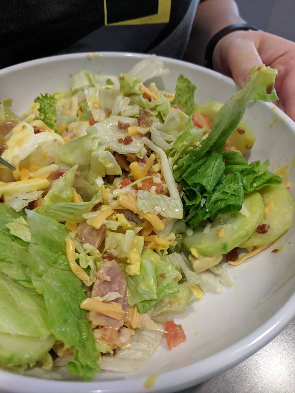 Myers Front Porch | restaurant | 162 E Main St, Hendersonville, TN 37075, USA | 6154475556 OR +1 615-447-5556