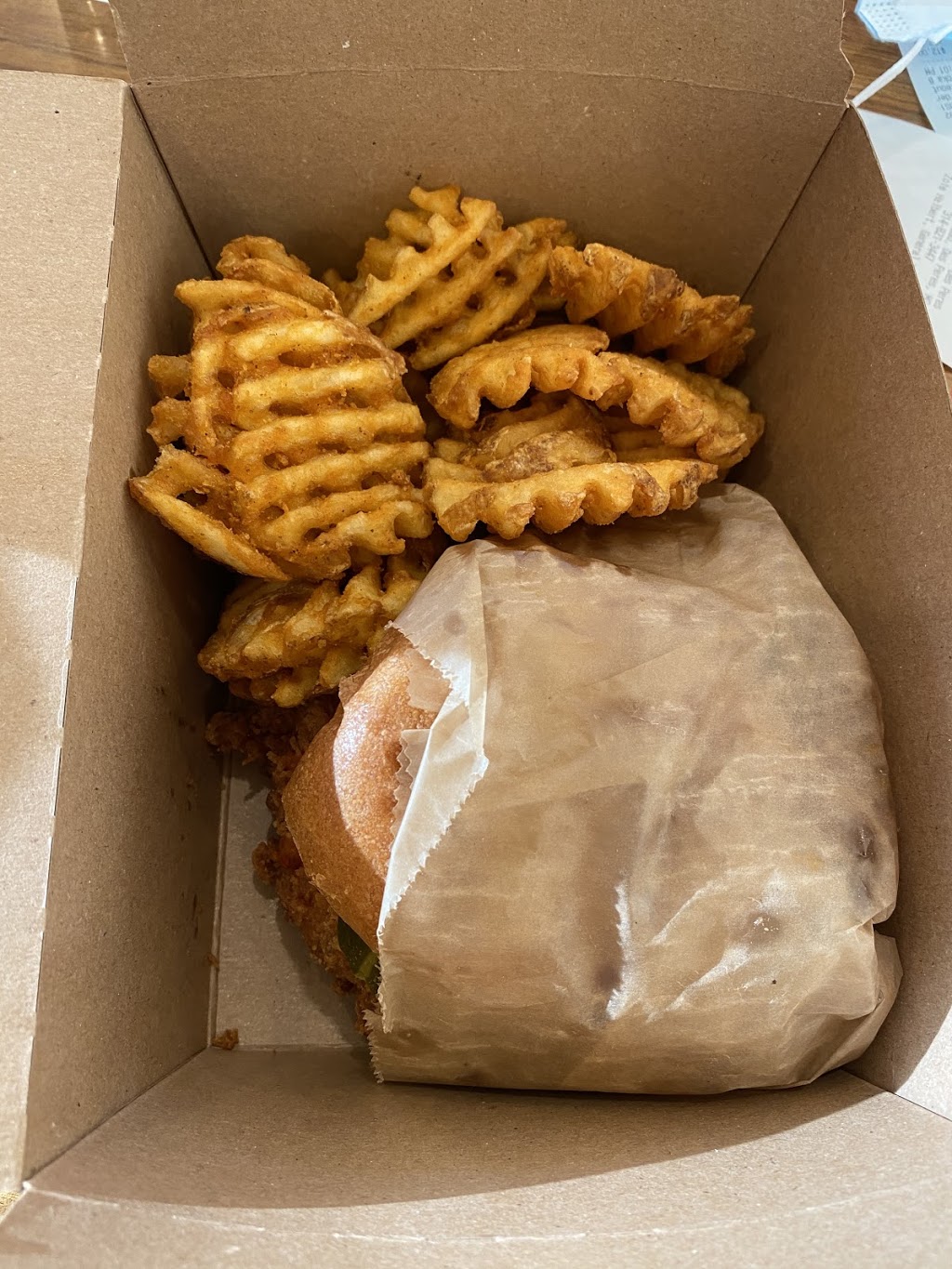 Fried Chicka Bang! | restaurant | 11692 Manchester Rd, Des Peres, MO 63131, USA | 3148213447 OR +1 314-821-3447