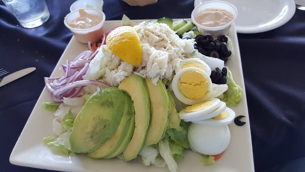 The Point Restaurant | restaurant | 120 Marina Dr, Rio Vista, CA 94571, USA | 7073745400 OR +1 707-374-5400