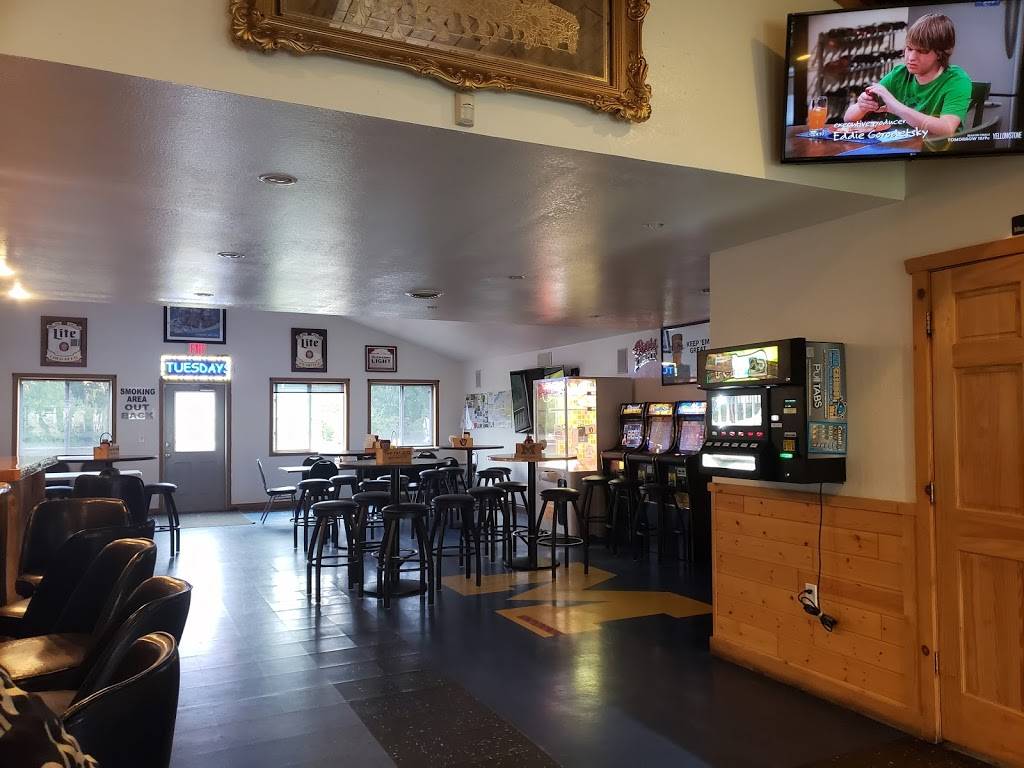 Two Fat Guys Bar & Grill | restaurant | Marenisco, MI 49947, USA | 9067873018 OR +1 906-787-3018