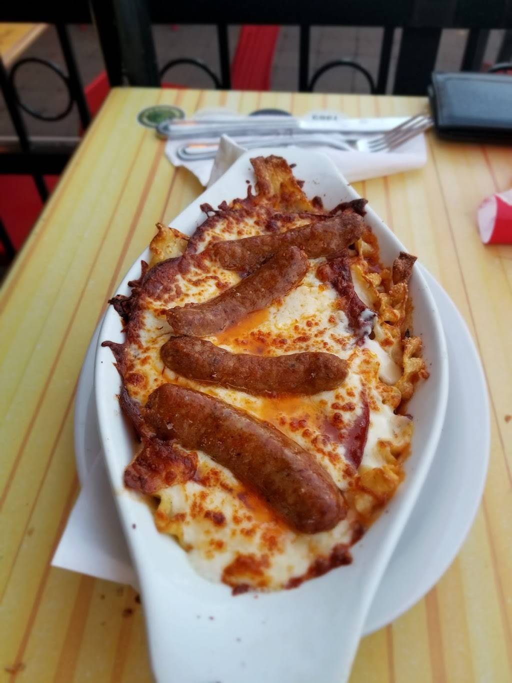 Spag&tini | restaurant | 40 Rue du Marché-Champlain, Québec, QC G1K 4H3, Canada | 4186949144 OR +1 418-694-9144