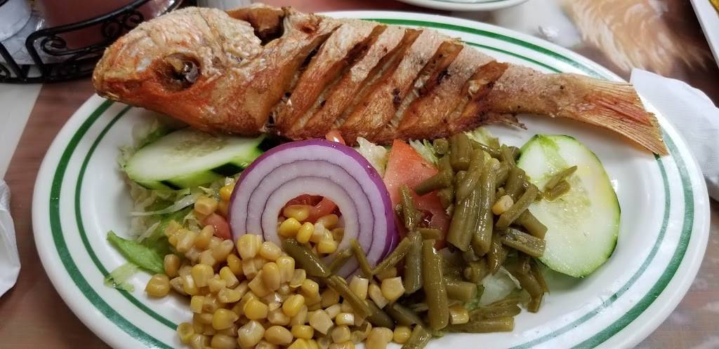 El Nuevo Bohío | restaurant | 791 E Tremont Ave, Bronx, NY 10460, USA | 7182994218 OR +1 718-299-4218