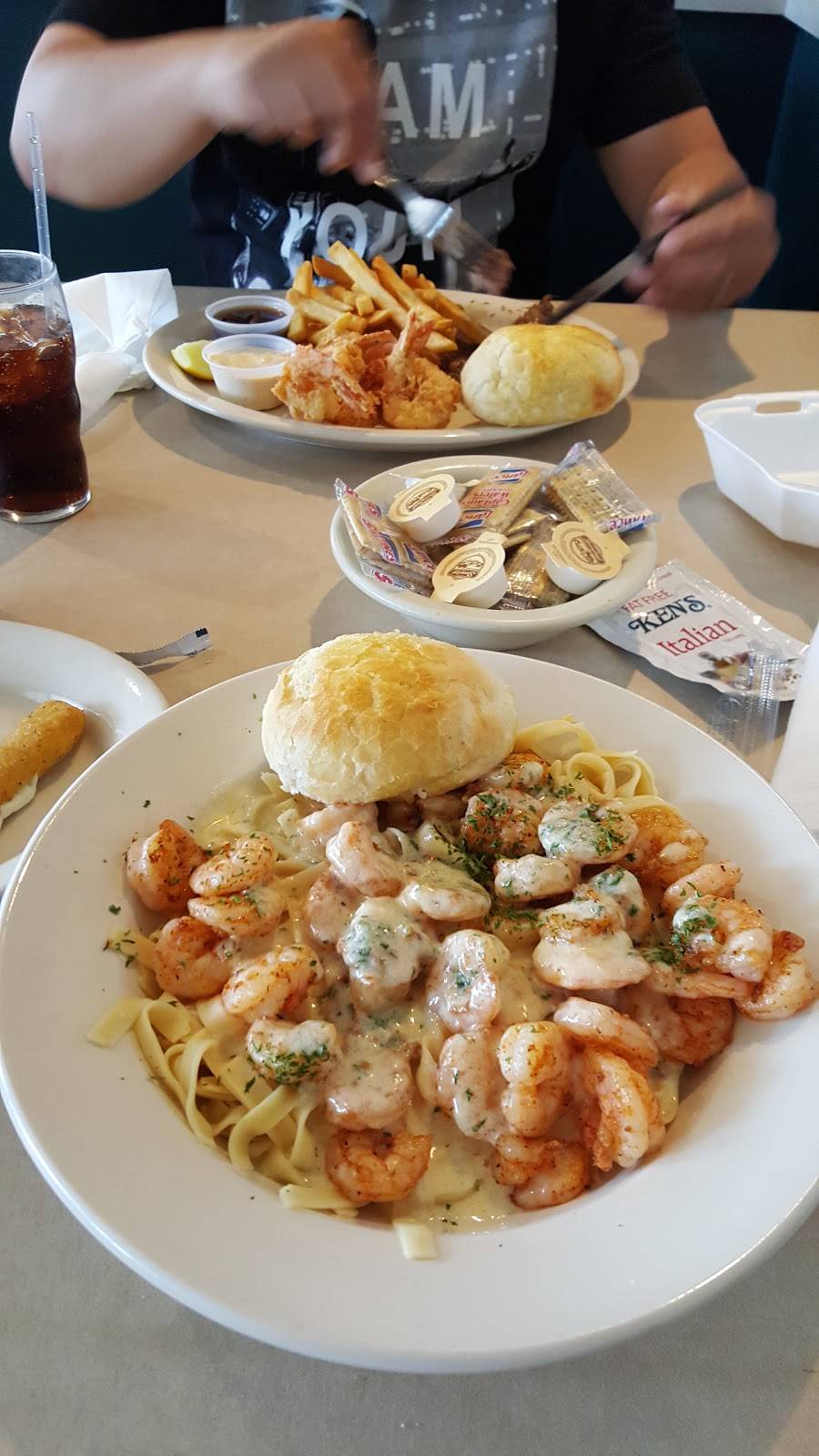 Soileaus Dinner Club | restaurant | 1618 N Main St, Opelousas, LA 70570, USA | 3379422985 OR +1 337-942-2985