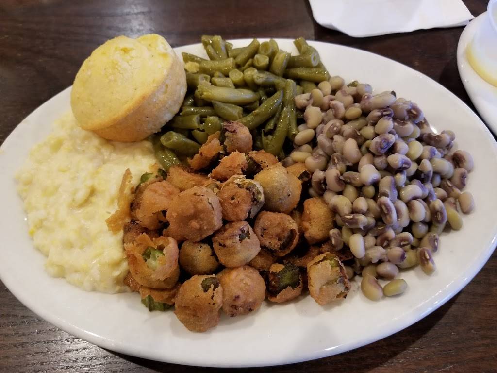 Sommers Place | restaurant | 7972 Vaughn Rd, Montgomery, AL 36116, USA | 3342795401 OR +1 334-279-5401