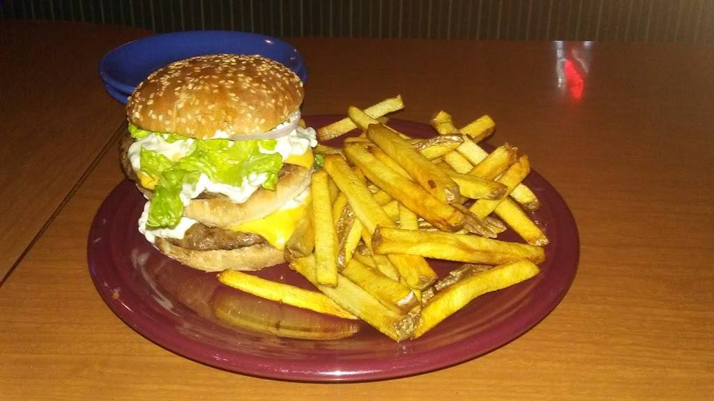 Marinos Bar & Grill | restaurant | 29701 Euclid Ave, Wickliffe, OH 44092, USA | 4409436000 OR +1 440-943-6000