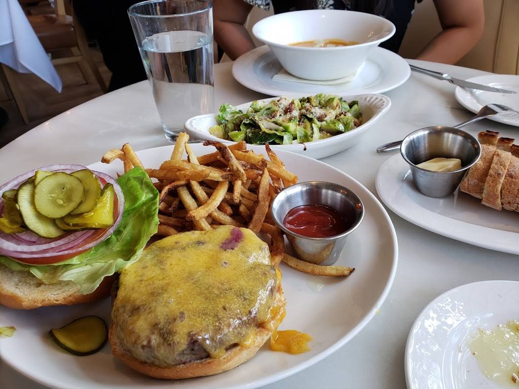 Bistro 31 | restaurant | 87 Highland Park Village #200, Dallas, TX 75205, USA | 2144203900 OR +1 214-420-3900