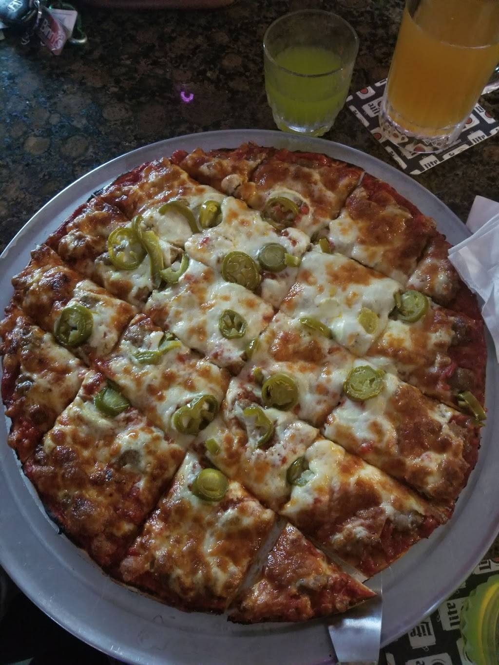 Franks Pizza House | restaurant | 14331 Western Ave, Blue Island, IL 60406, USA | 7083891143 OR +1 708-389-1143
