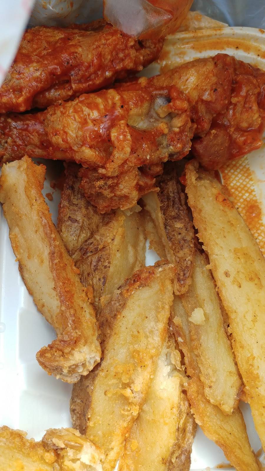 Americas Best Wings | restaurant | 1540 Benning Rd NE, Washington, DC 20002, USA | 2023889464 OR +1 202-388-9464