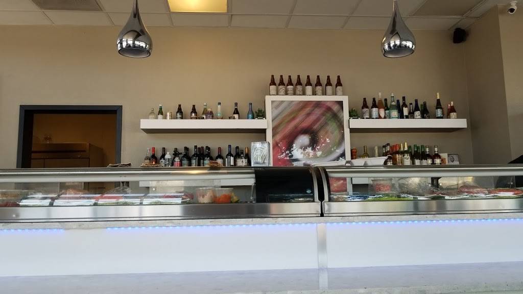 Amici Sushi | restaurant | 269 Louise Ave, Lathrop, CA 95330, USA | 2098584400 OR +1 209-858-4400