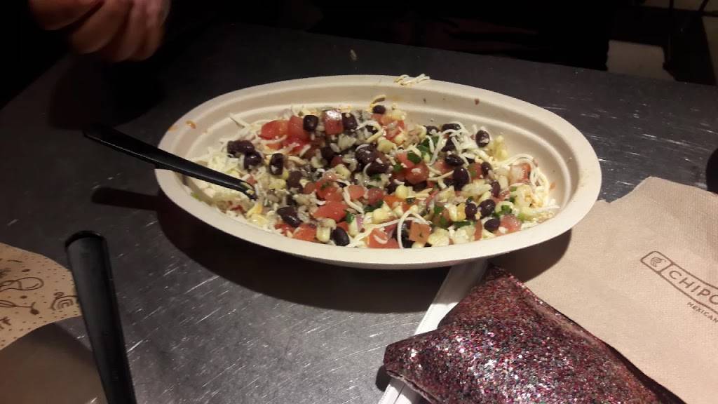 Chipotle Mexican Grill | restaurant | 27810 23 Mile Rd, New Baltimore, MI 48051, USA | 5869491908 OR +1 586-949-1908
