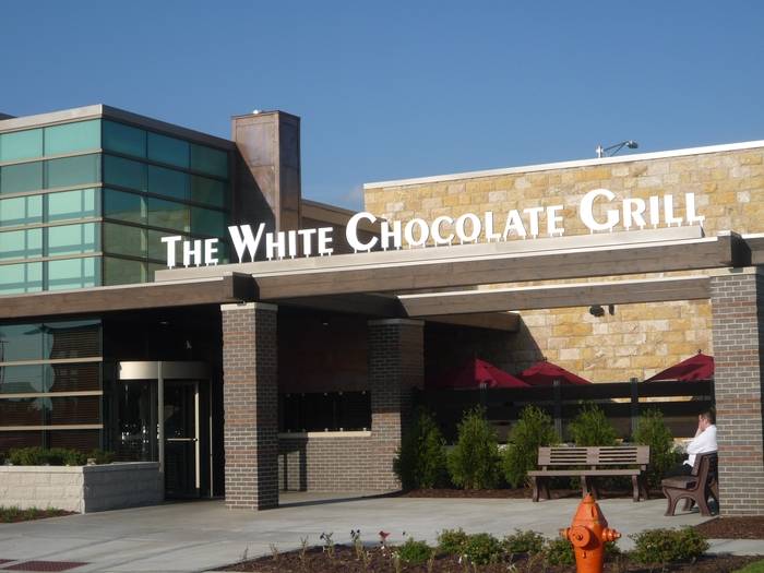 The White Chocolate Grill | restaurant | 1803 Freedom Dr, Naperville, IL 60563, USA | 6305058300 OR +1 630-505-8300